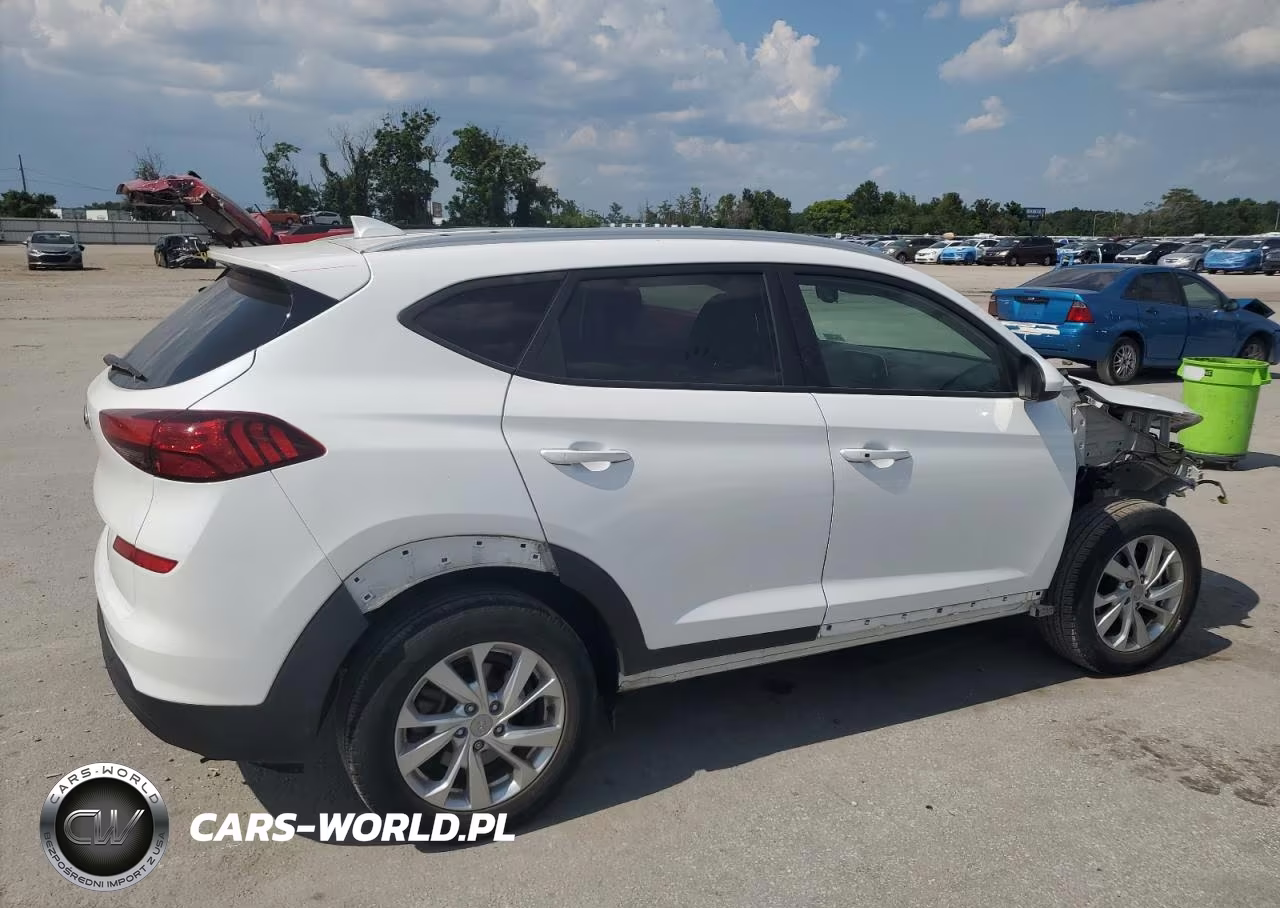 2021 Hyundai Tucson Limited VIN:KM8J33A42MU388065 - 3