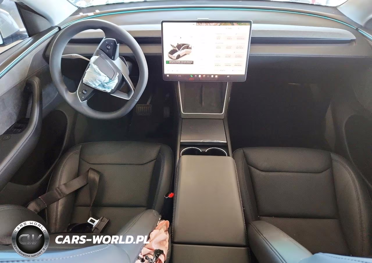 2026 Tesla Model Y VIN:7SAYGDEE8TF438574 - 8