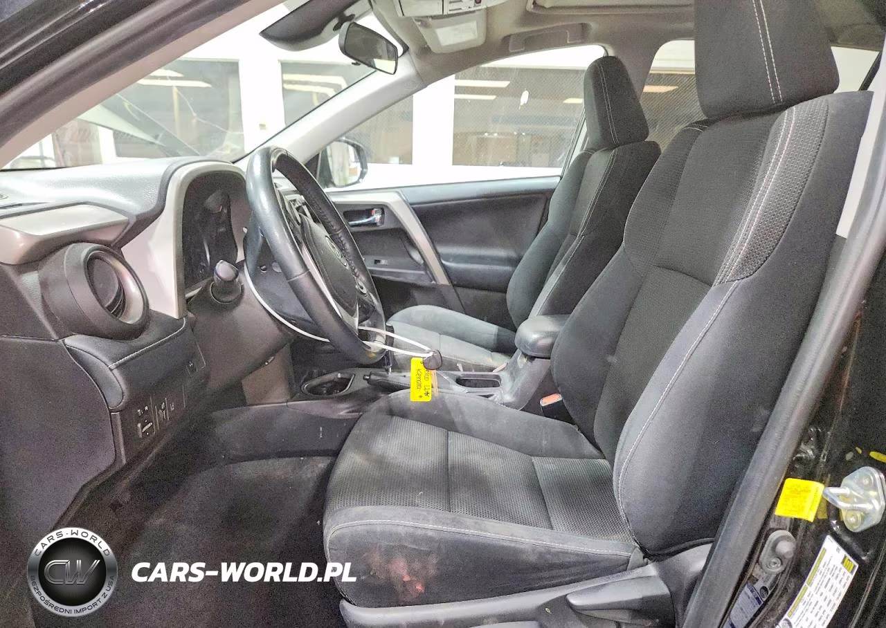 2018 Toyota Rav4 Xle VIN:2T3RFREV2JW831270 - 7