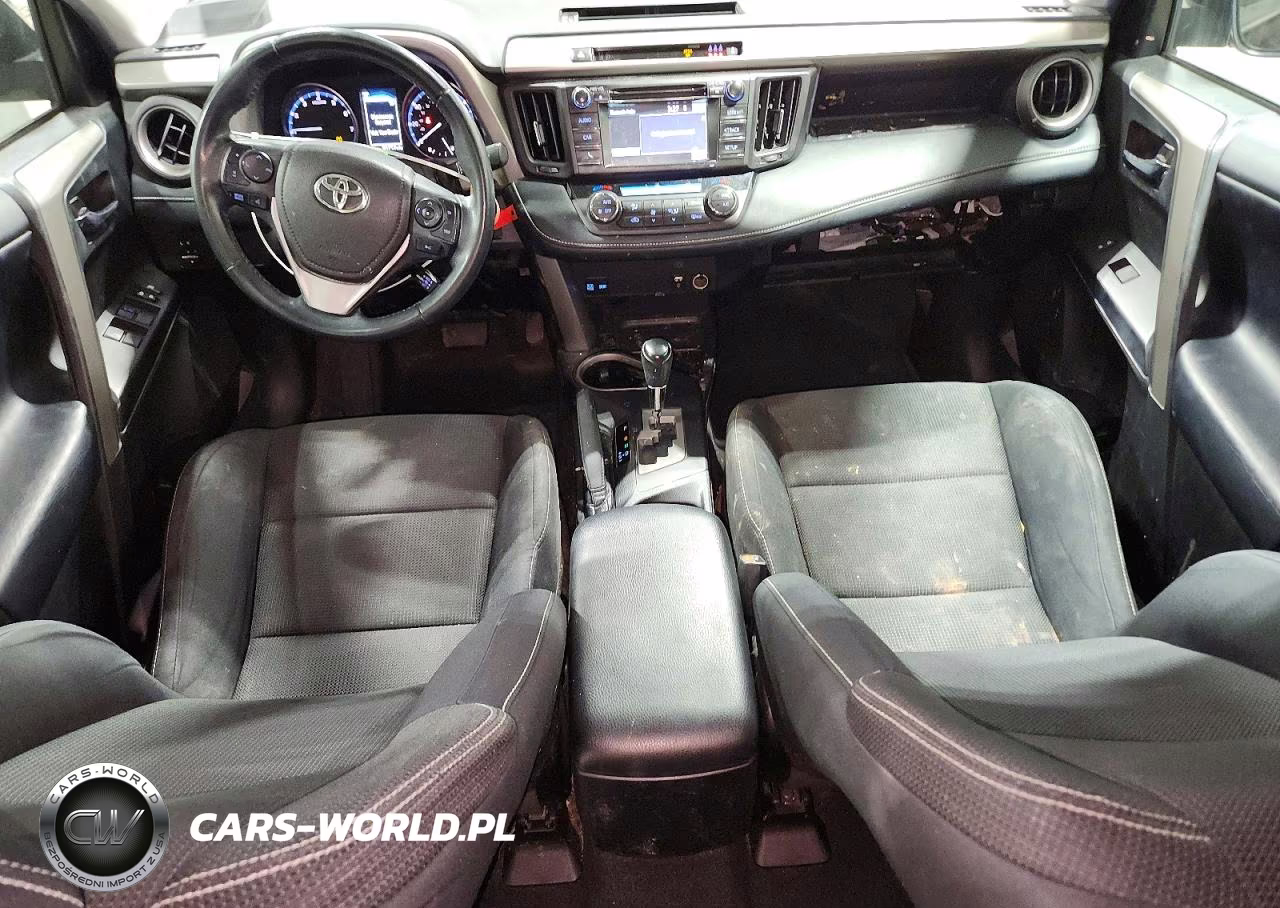 2018 Toyota Rav4 Xle VIN:2T3RFREV2JW831270 - 8