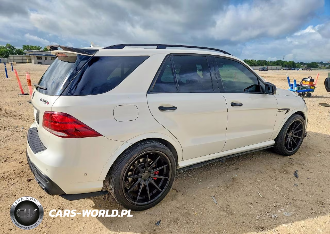 2016 Mercedes-Benz Gle 63 Amg-S 4Matic VIN:4JGDA7FB4GA707974 - 3