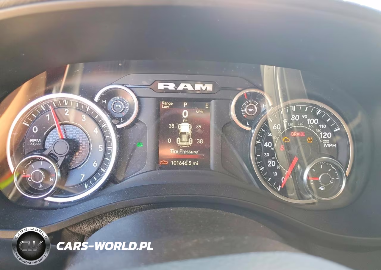2022 Ram 1500 Big Horn VIN:1C6SRFBT5NN183437 - 9