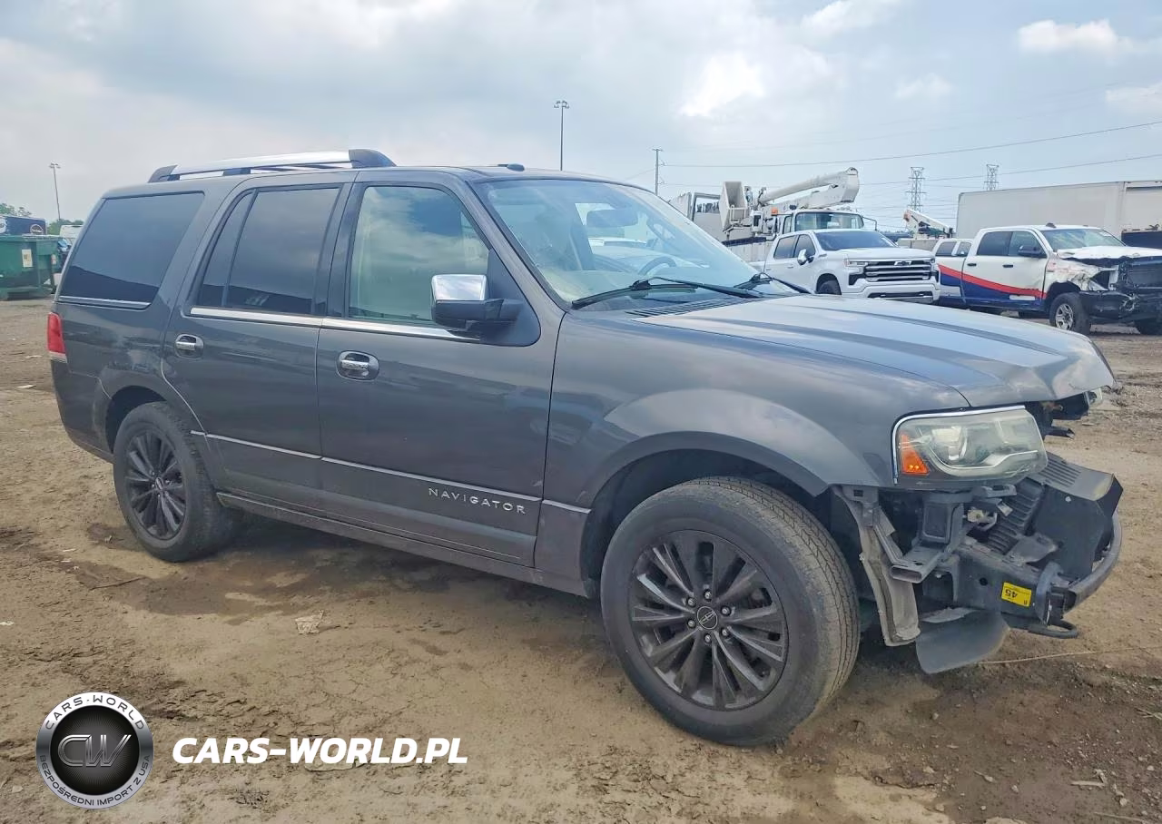 2015 Lincoln Navigator VIN:5LMJJ2HT2FEJ04117 - 4