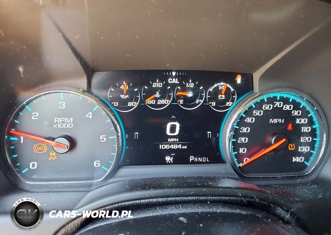 2018 Chevrolet Tahoe K1500 Premier VIN:1GNSKCKC0JR211246 - 9