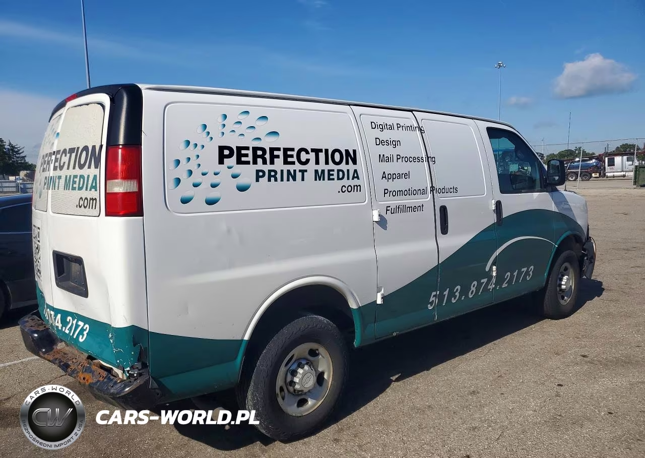 2014 Chevrolet Express 2500 Cargo Delivery Van VIN:1GCWGFFA2E1186988 - 3