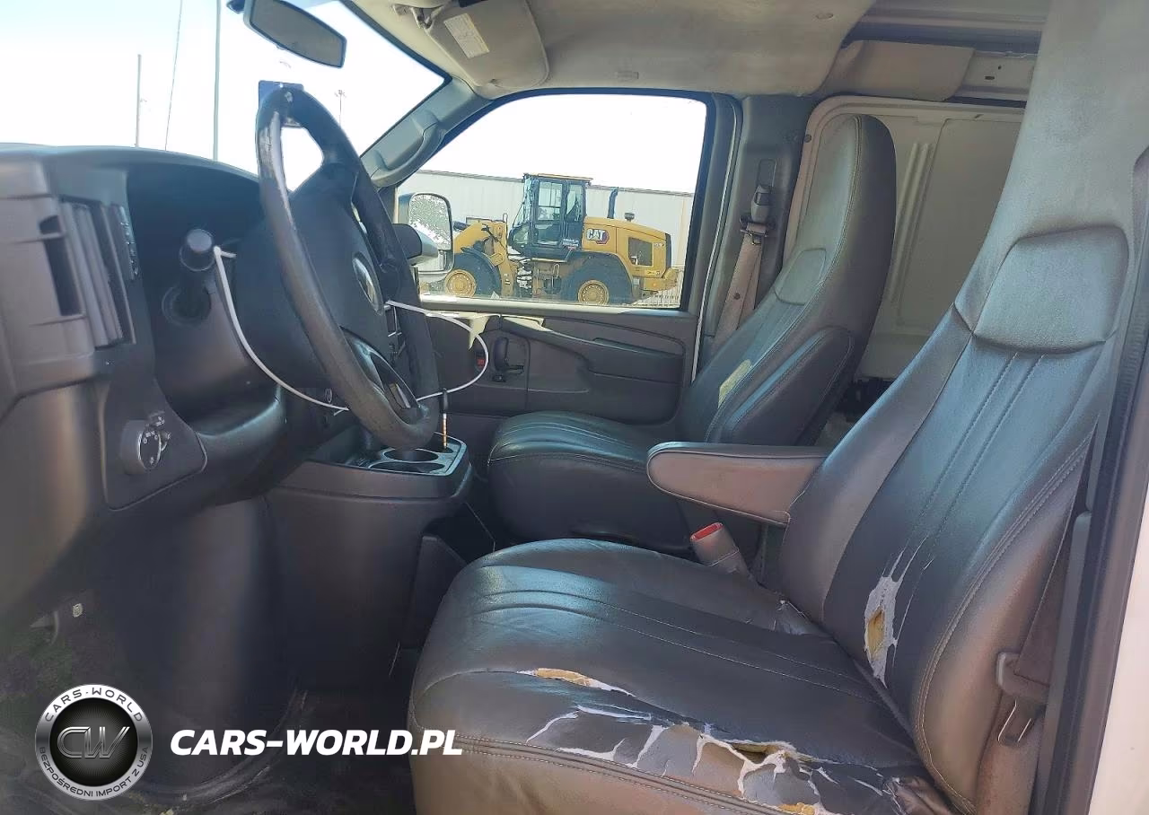 2014 Chevrolet Express 2500 Cargo Delivery Van VIN:1GCWGFFA2E1186988 - 7