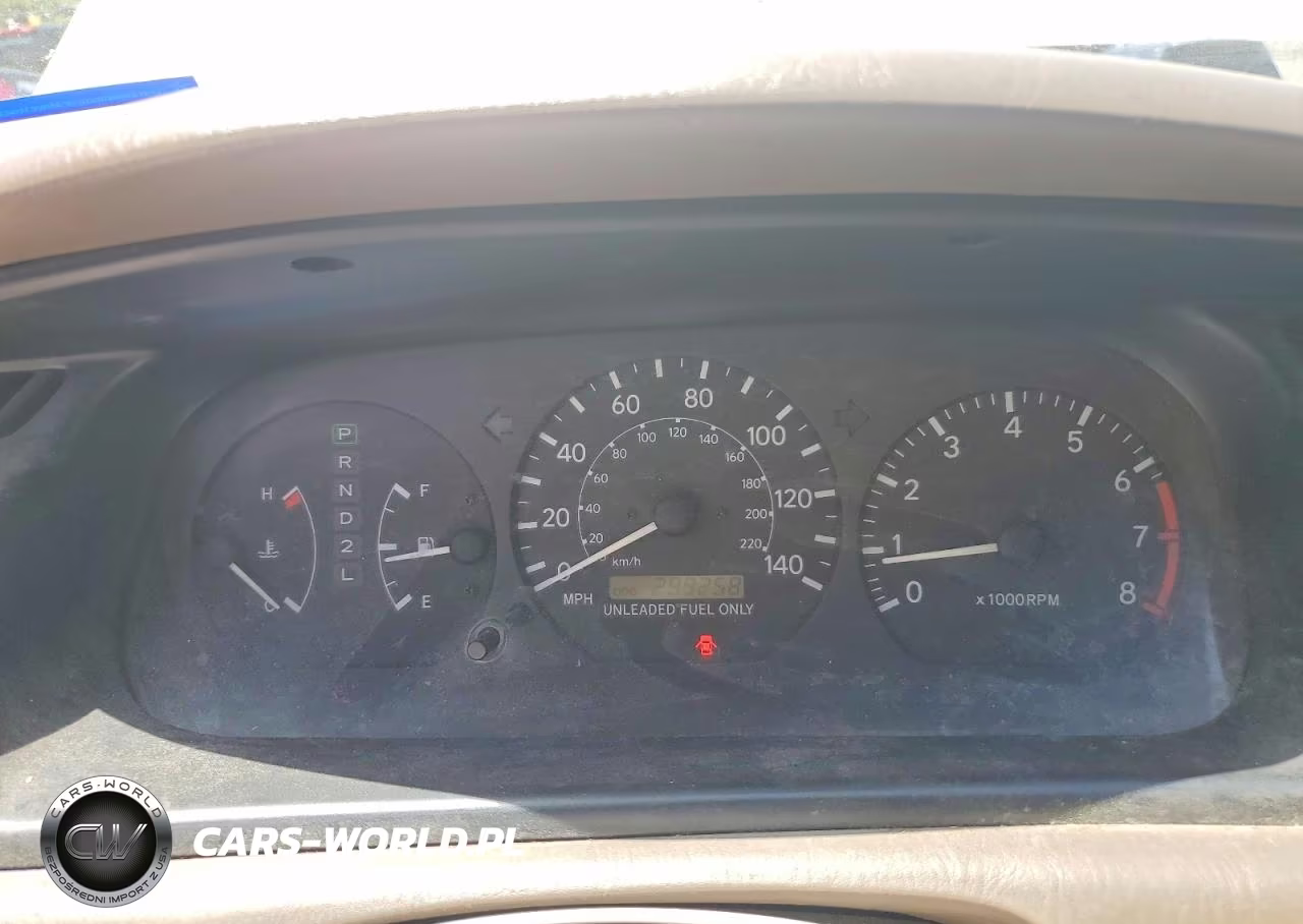 1999 Toyota Camry Le VIN:JT2BG22K5X0318746 - 9