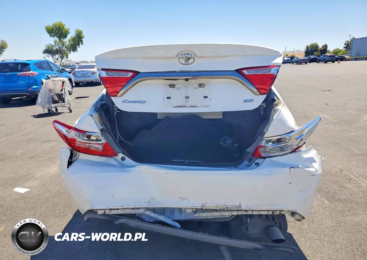 2017 Toyota Camry Se VIN:4T1BF1FK5HU420732 - 6