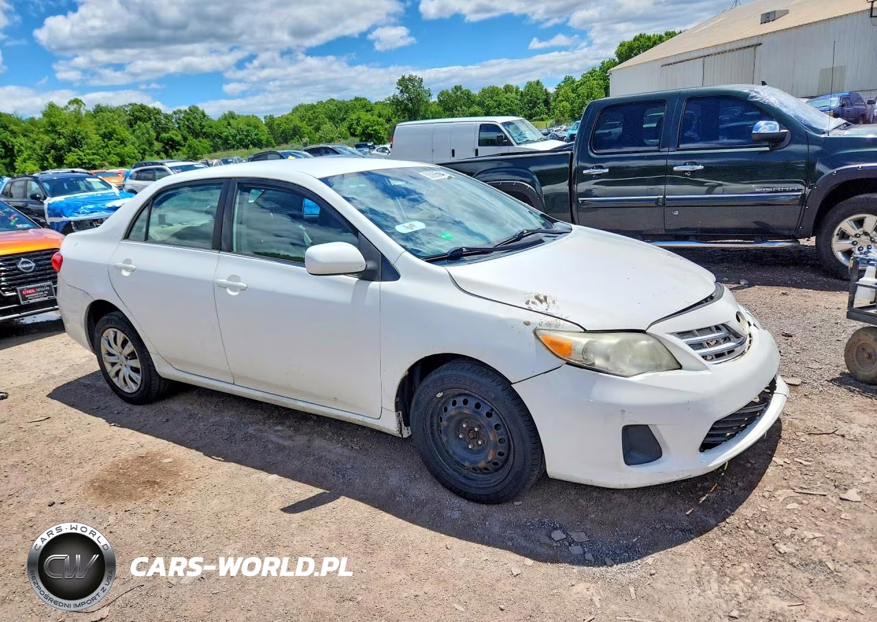 2013 Toyota Corolla Le VIN:2T1BU4EEXDC928001 - 4