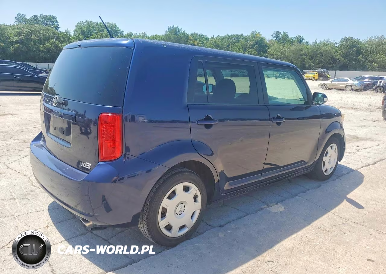 2008 Toyota Scion Xb VIN:JTLKE50E181009836 - 3