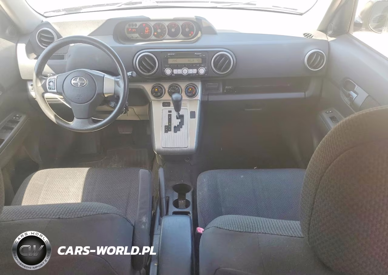 2008 Toyota Scion Xb VIN:JTLKE50E181009836 - 8