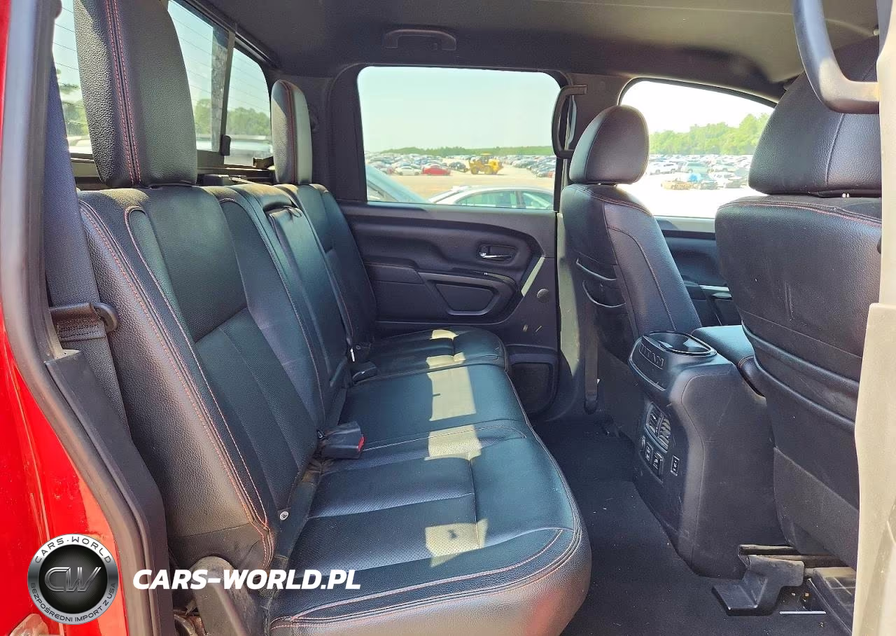 2021 Nissan Titan Pro-4X VIN:1N6AA1ED0MN503407 - 10
