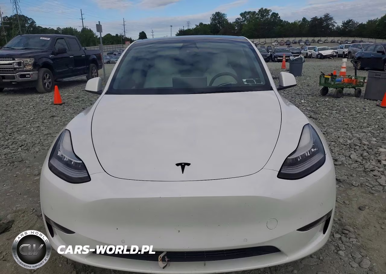 2021 Tesla Model Y VIN:5YJYGAEE1MF195414 - 5