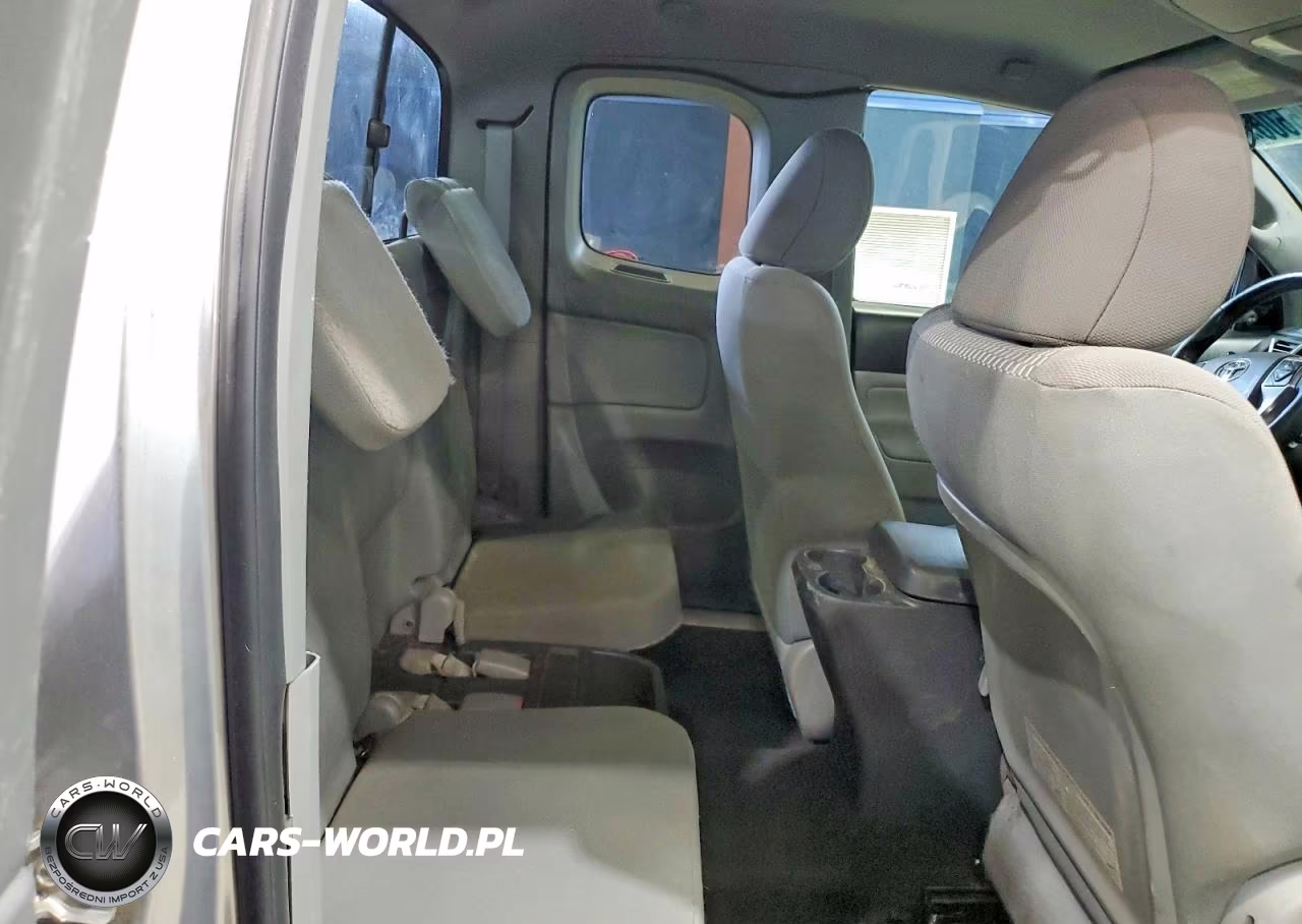 2014 Toyota Tacoma V6 VIN:5TFUU4EN0EX106609 - 10