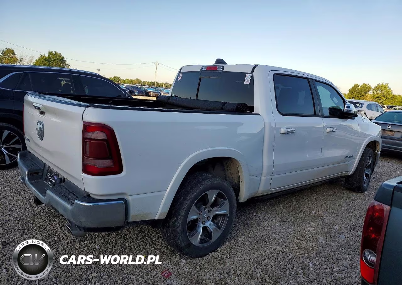 2021 Ram 1500 Laramie VIN:1C6SRFJM4MN830936 - 3