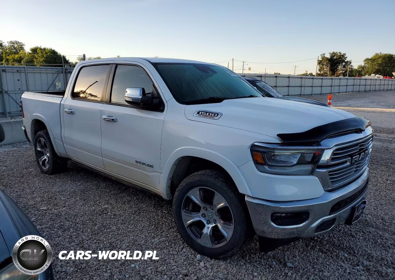 2021 Ram 1500 Laramie VIN:1C6SRFJM4MN830936 - 4