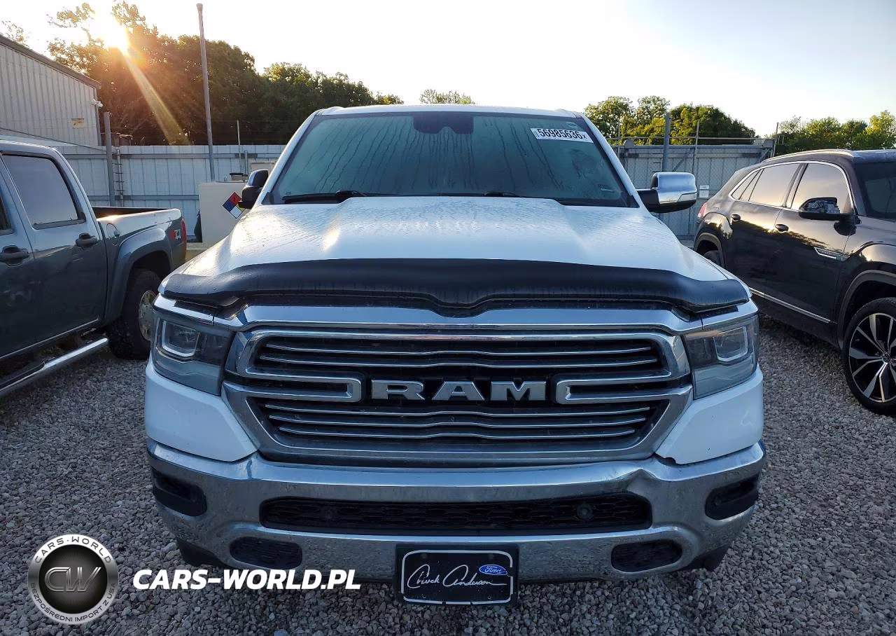 2021 Ram 1500 Laramie VIN:1C6SRFJM4MN830936 - 5
