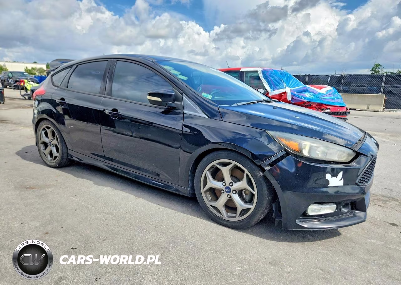 2017 Ford Focus St VIN:1FADP3L94HL221447 - 4