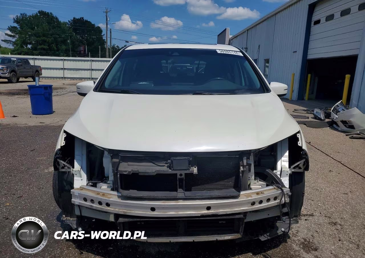 2018 Honda Odyssey Elite VIN:5FNRL6H93JB047661 - 5