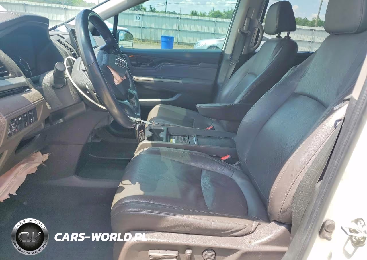 2018 Honda Odyssey Elite VIN:5FNRL6H93JB047661 - 7