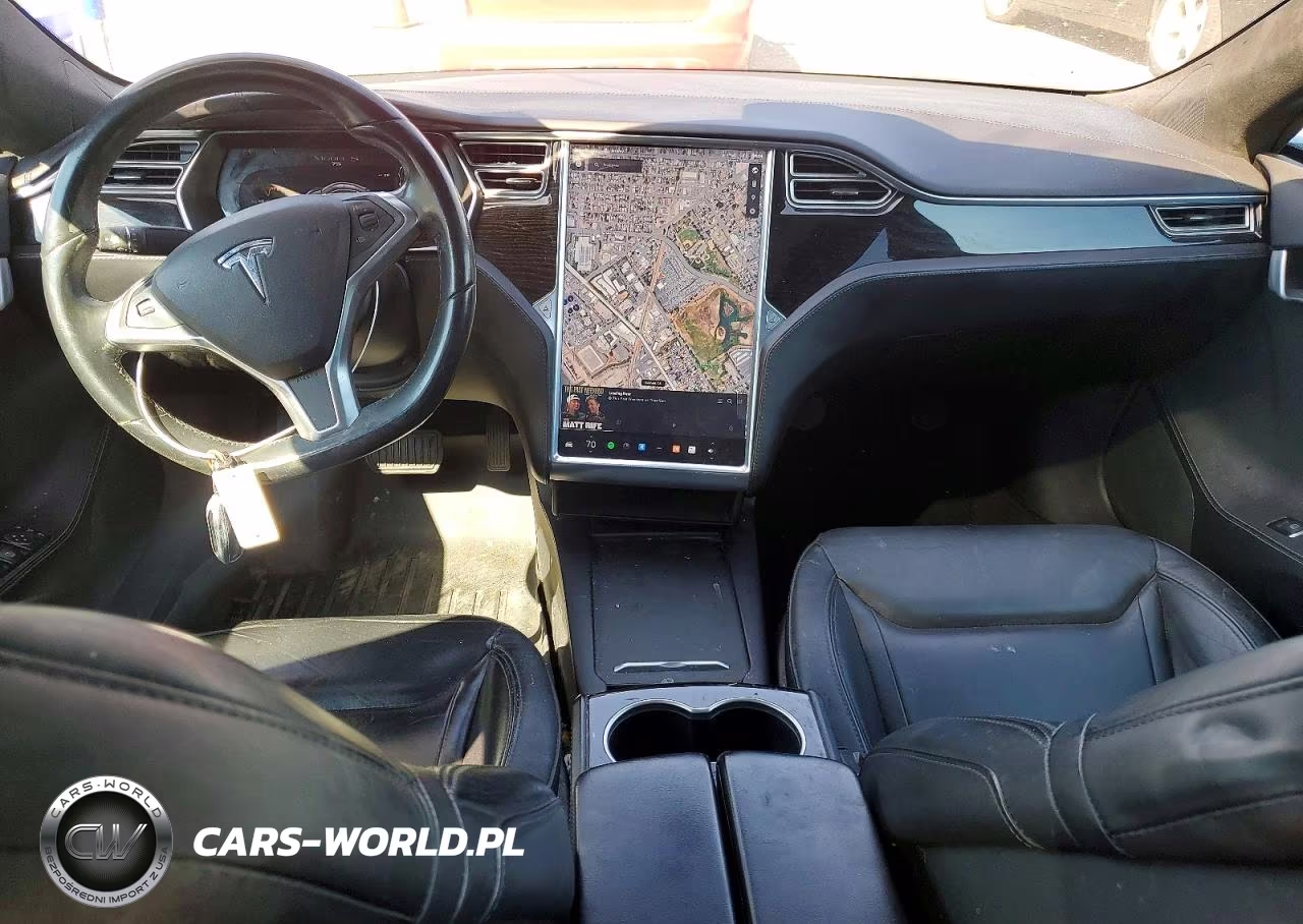 2016 Tesla Model S VIN:5YJSA1E17GF160028 - 8