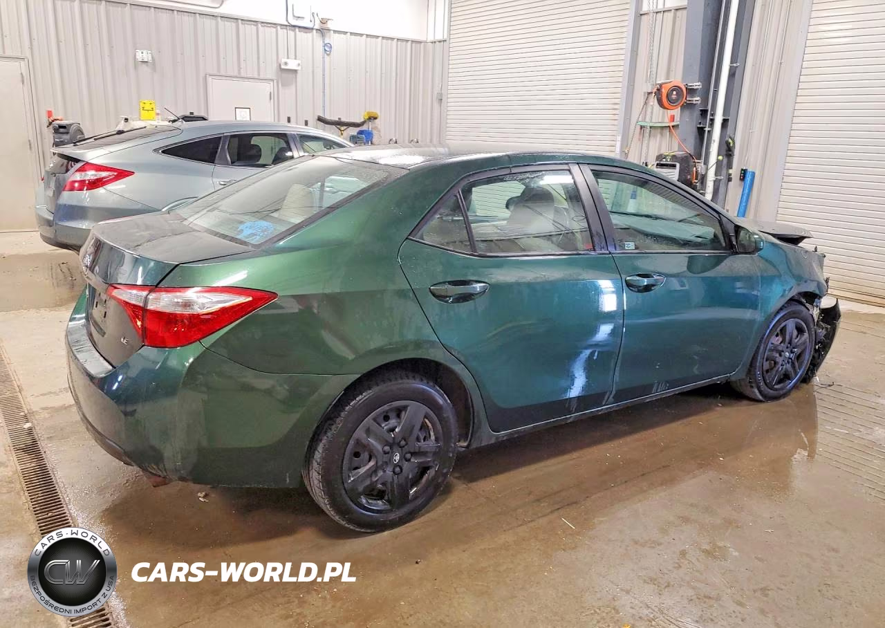 2014 Toyota Corolla Le VIN:5YFBURHE2EP104102 - 3