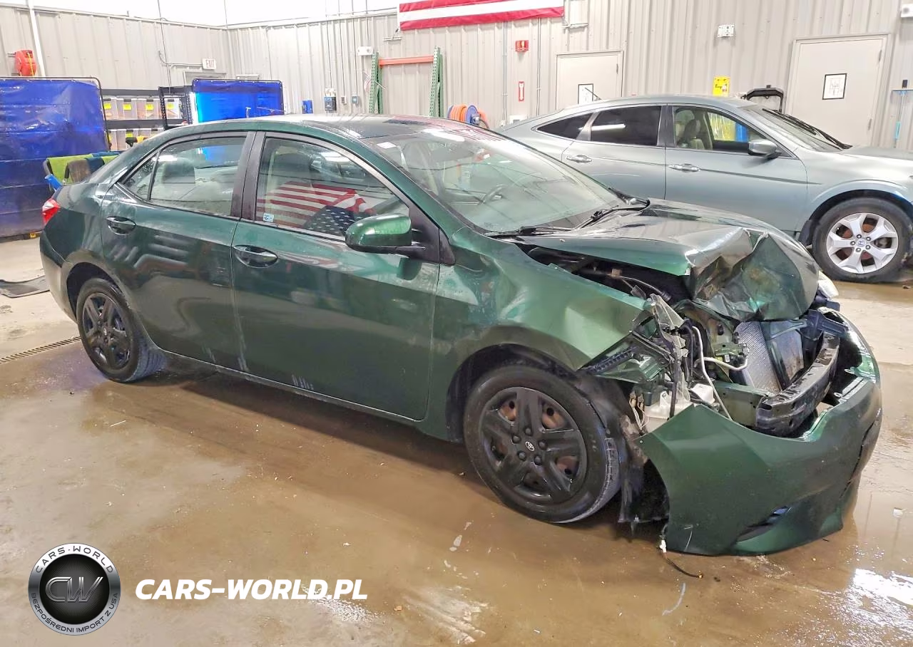 2014 Toyota Corolla Le VIN:5YFBURHE2EP104102 - 4
