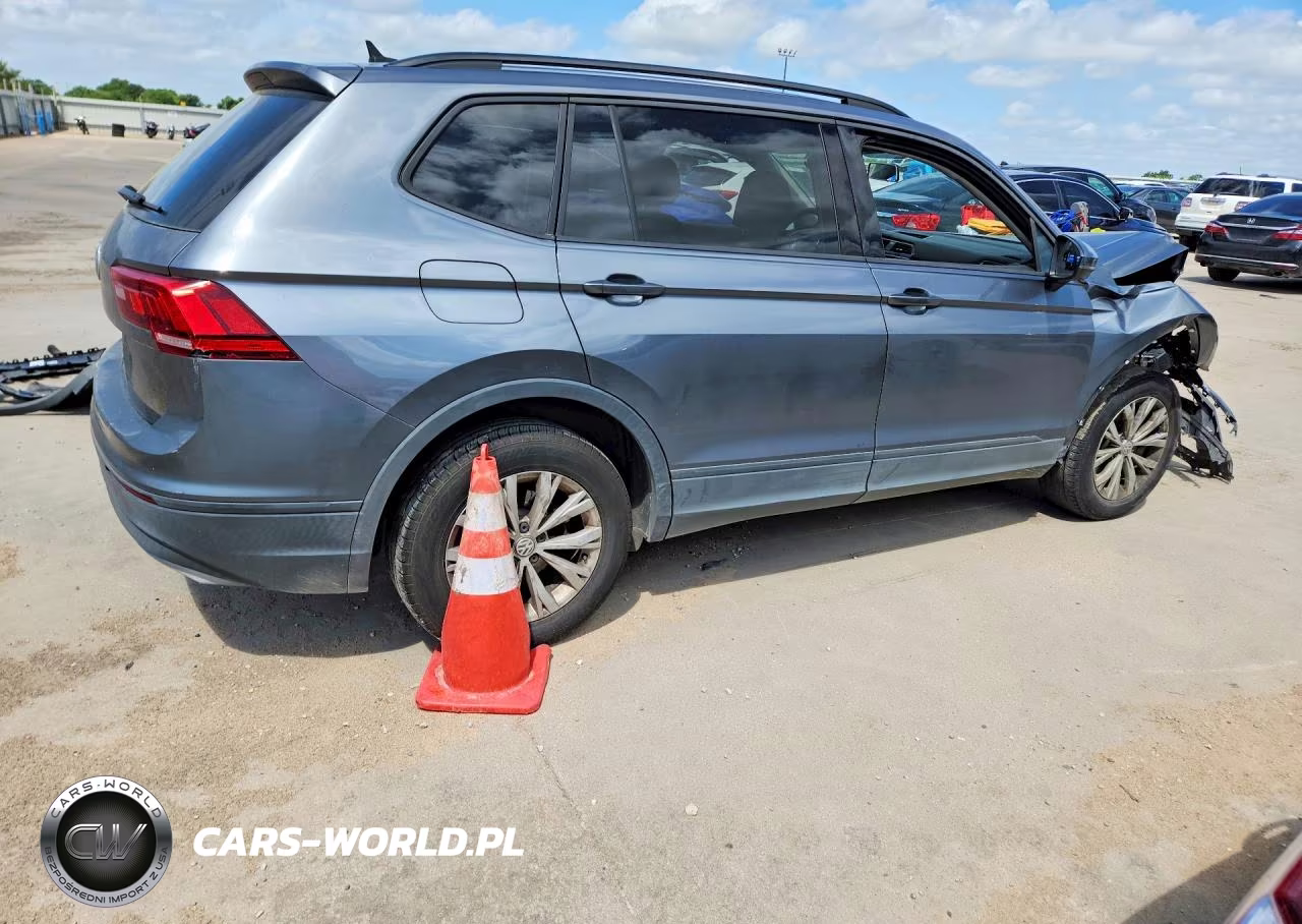 2020 Volkswagen Tiguan S VIN:3VV1B7AX4LM077492 - 3
