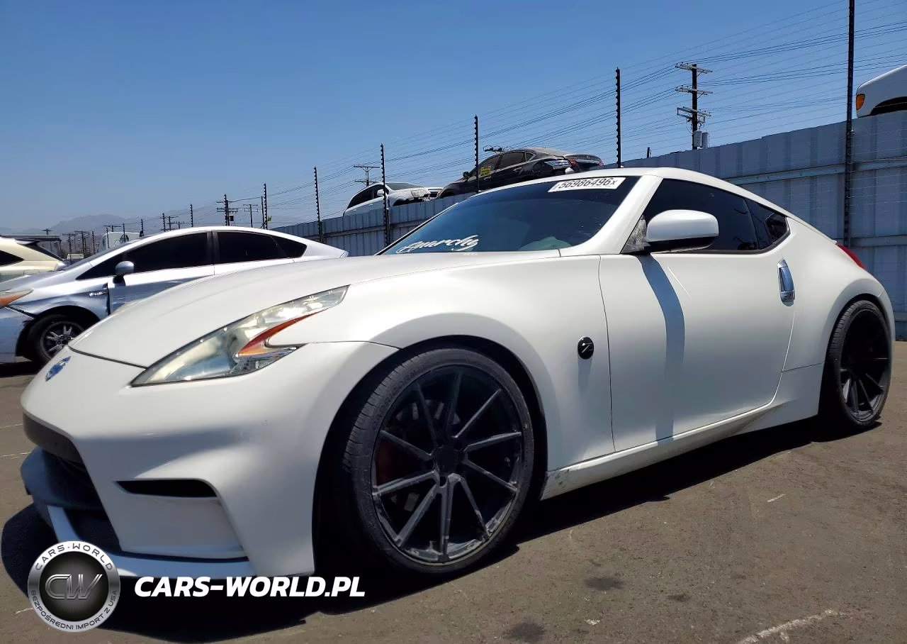 2017 Nissan 370Z Base