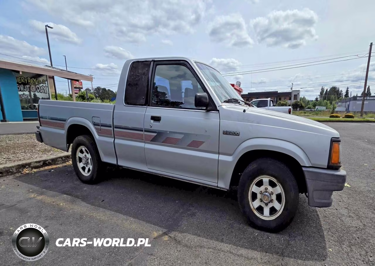 1989 Mazda B2200 Cab Plus