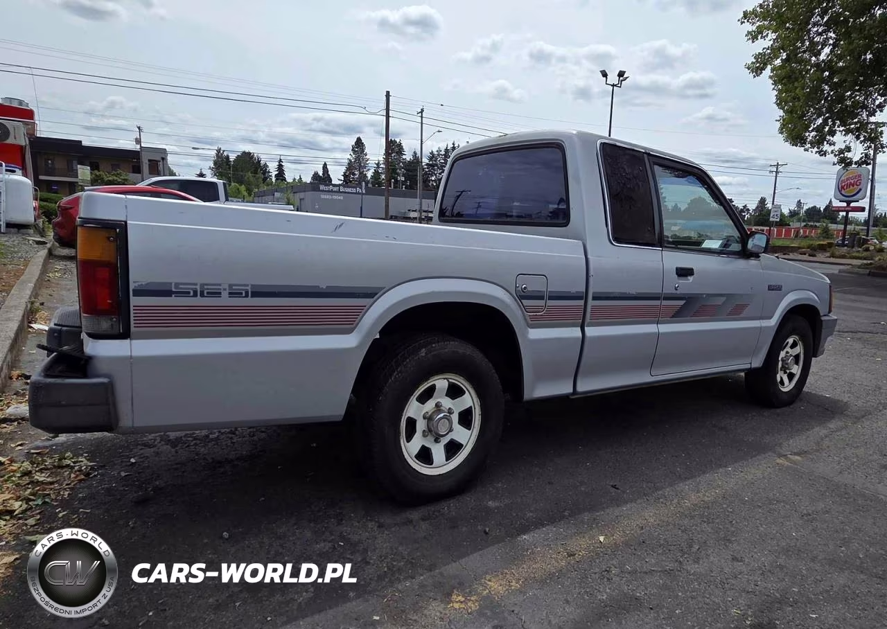 1989 Mazda B2200 Cab Plus VIN:JM2UF3135K0720502 - 4