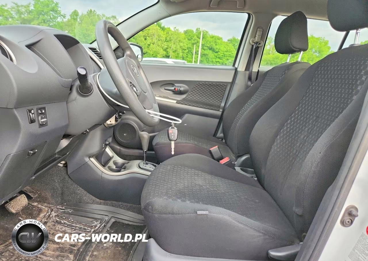 2013 Scion Xd Base VIN:JTKKUPB49D1037840 - 7