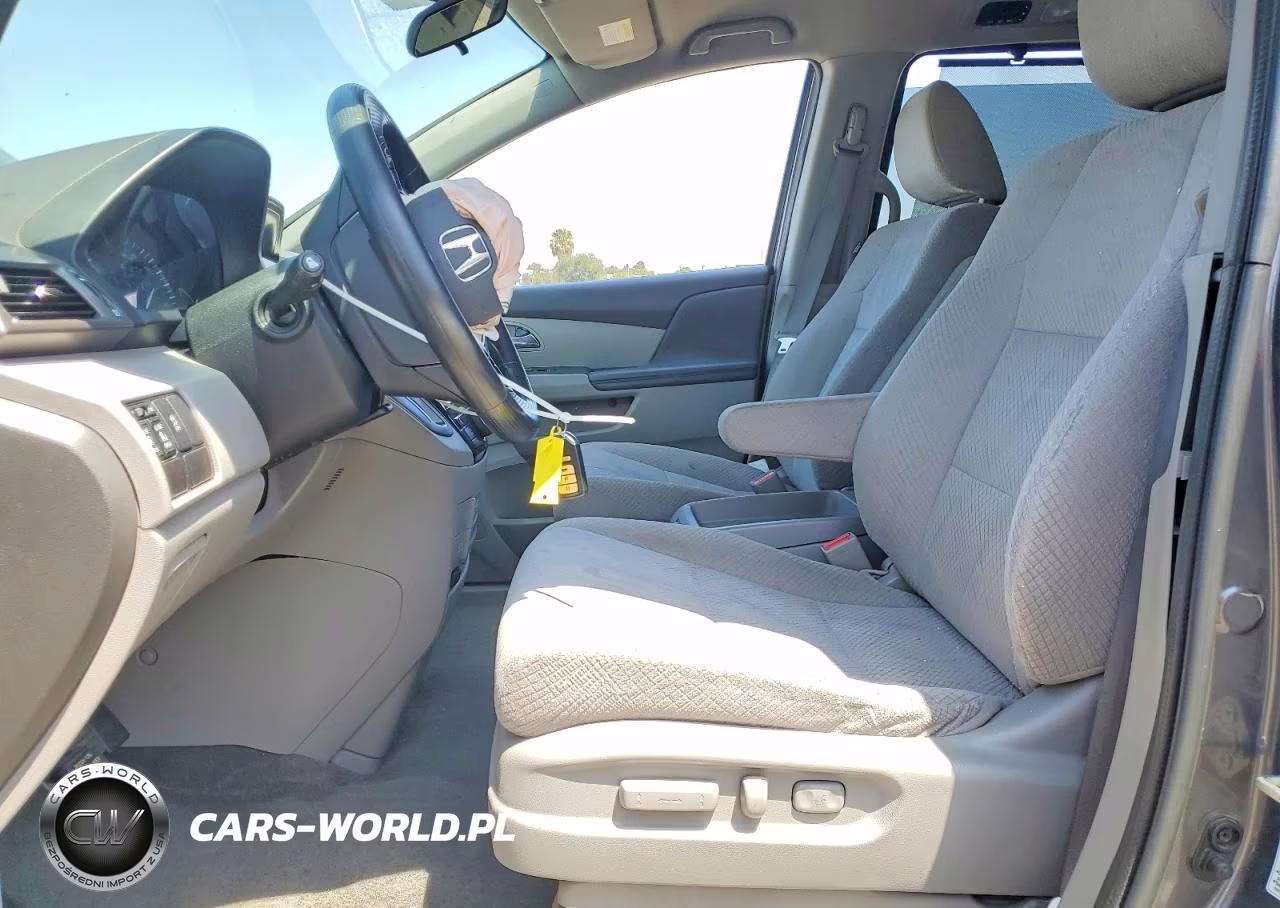 2016 Honda Odyssey Se VIN:5FNRL5H36GB142729 - 7