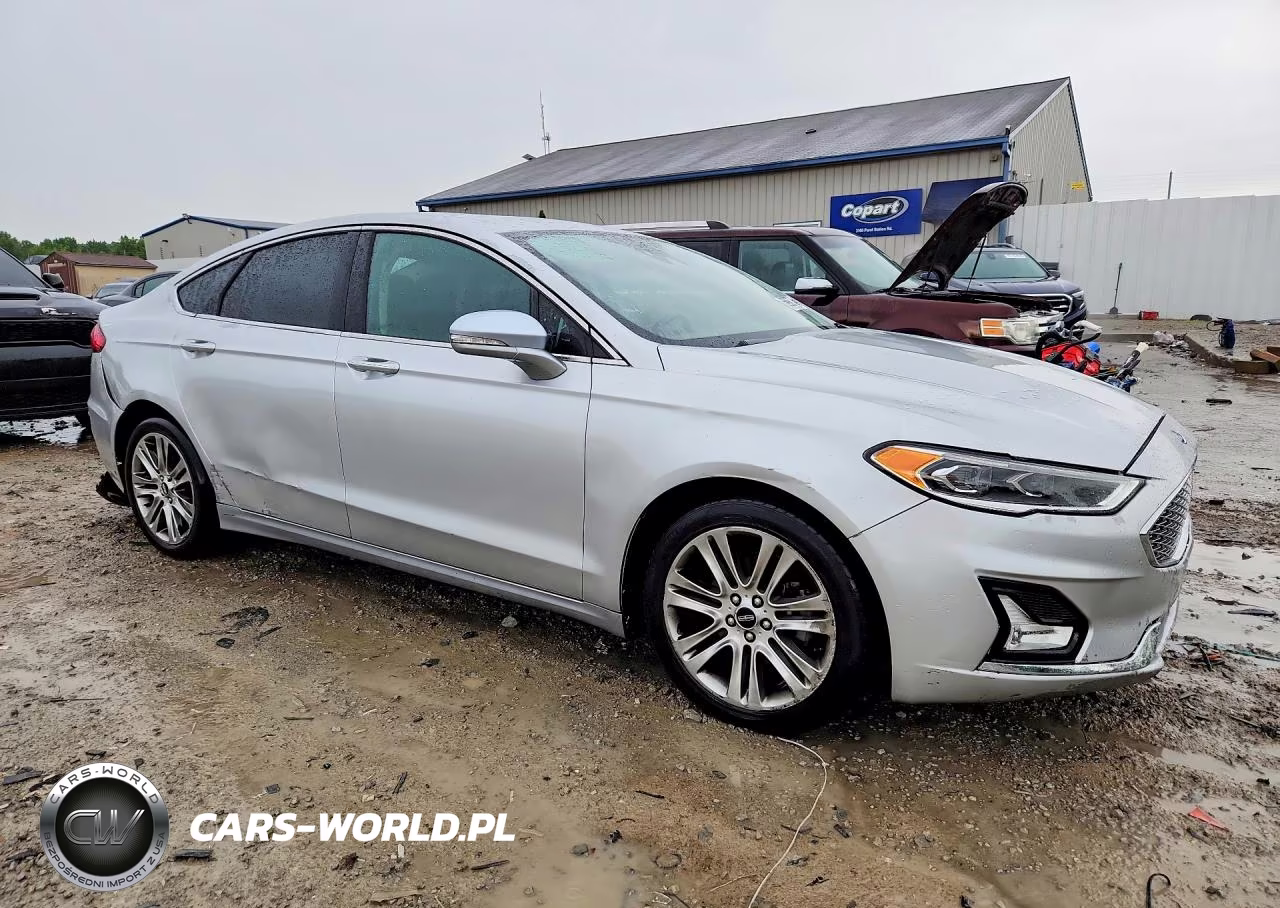 2020 Ford Fusion Titanium VIN:3FA6P0D9XLR138167 - 4