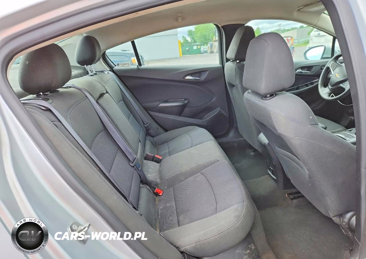 2017 Chevrolet Cruze Lt VIN:1G1BE5SM9H7235340 - 10