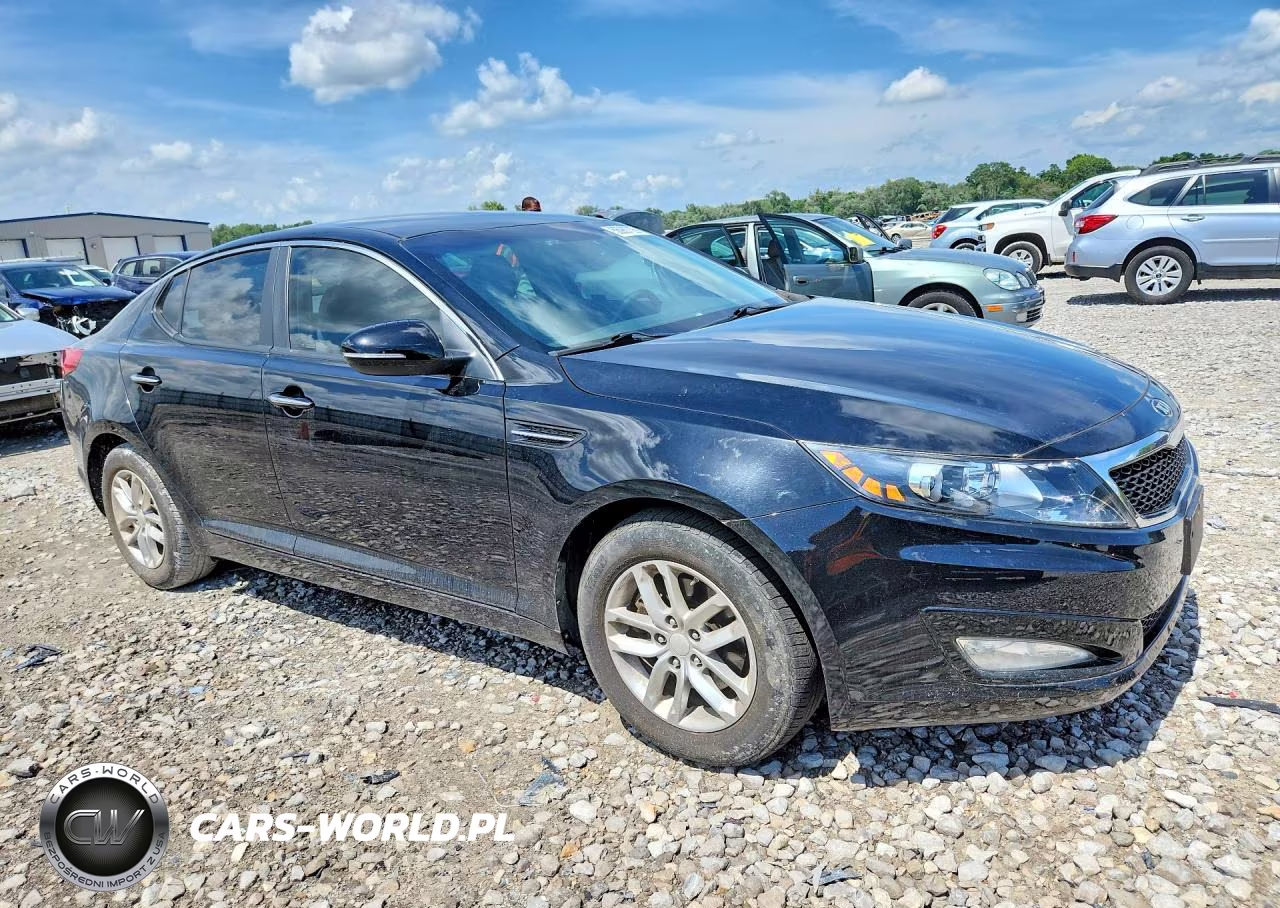 2013 Kia Optima Lx VIN:5XXGM4A79DG123841 - 4