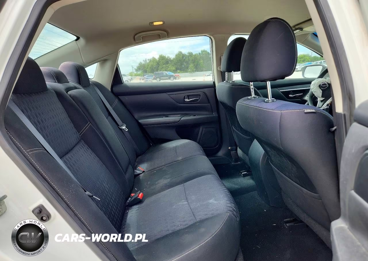 2018 Nissan Altima 2.5 S VIN:1N4AL3AP2JC471453 - 10