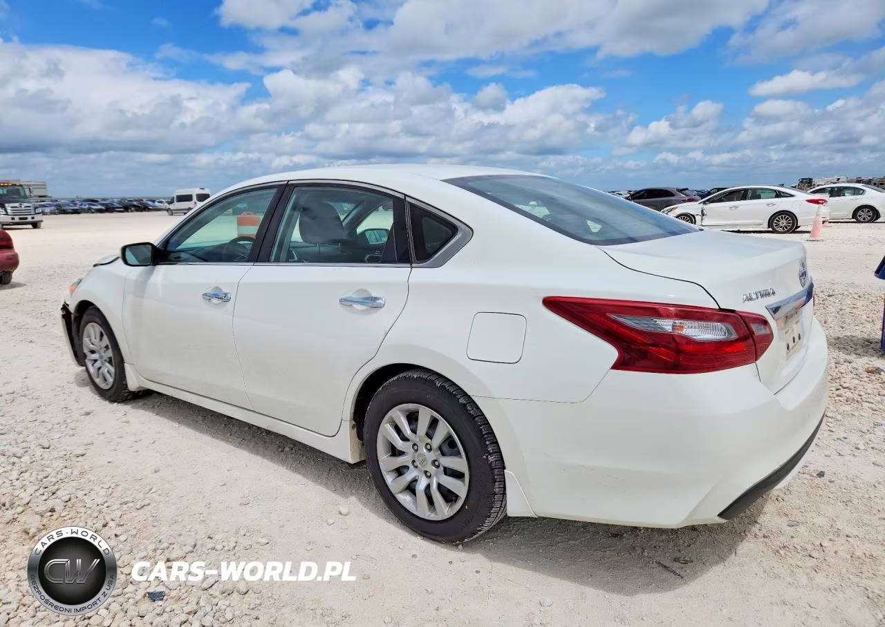 2018 Nissan Altima 2.5 S VIN:1N4AL3AP2JC471453 - 2