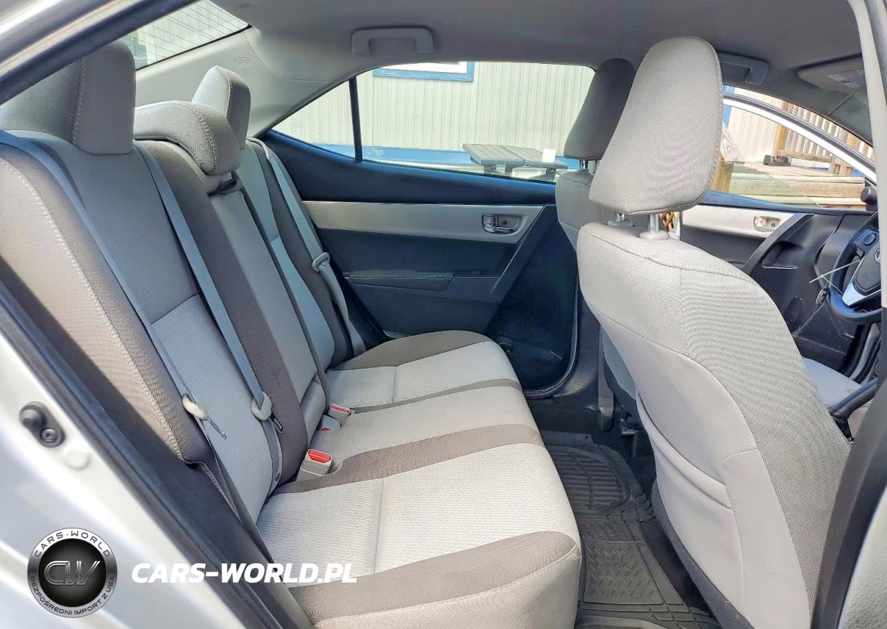 2018 Toyota Corolla Le VIN:2T1BURHE7JC097237 - 10