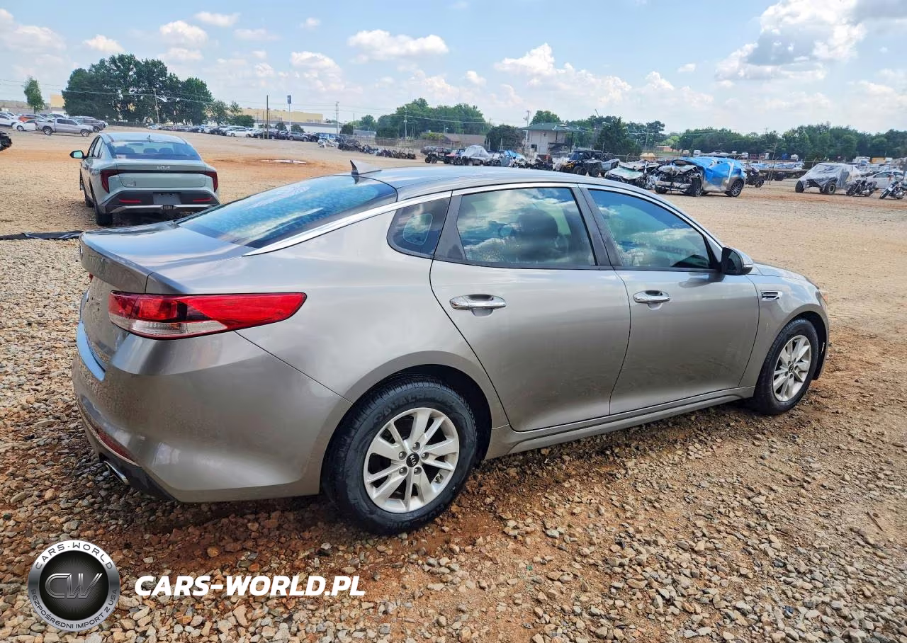2018 Kia Optima Lx VIN:5XXGT4L37JG195226 - 3