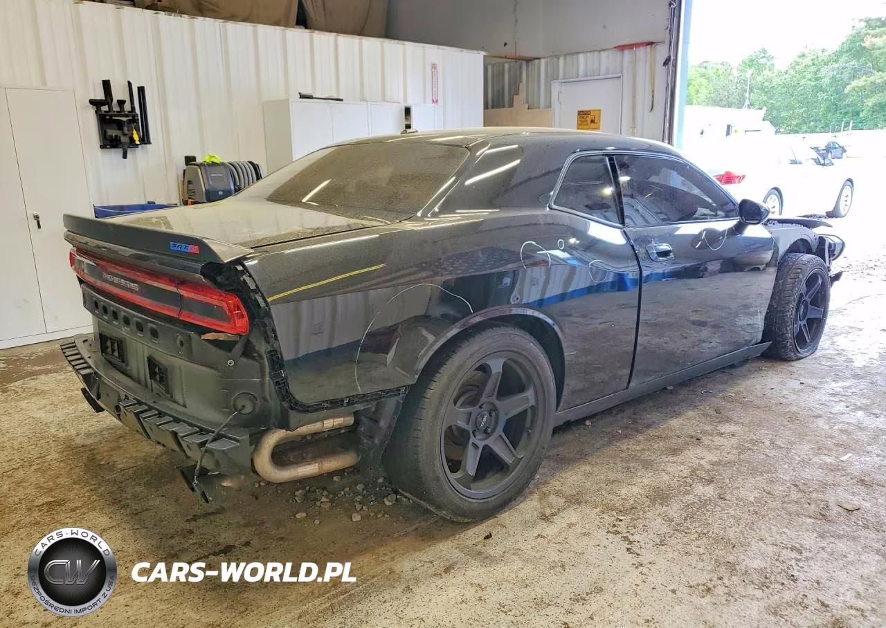 2008 Dodge Challenger Srt-8 VIN:2B3LJ74W98H289387 - 3