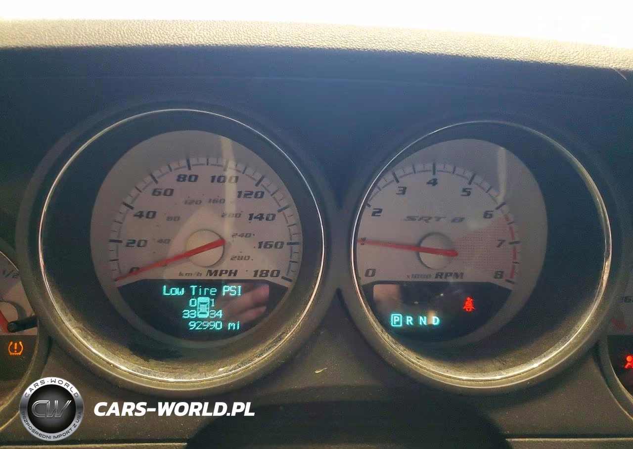 2008 Dodge Challenger Srt-8 VIN:2B3LJ74W98H289387 - 9
