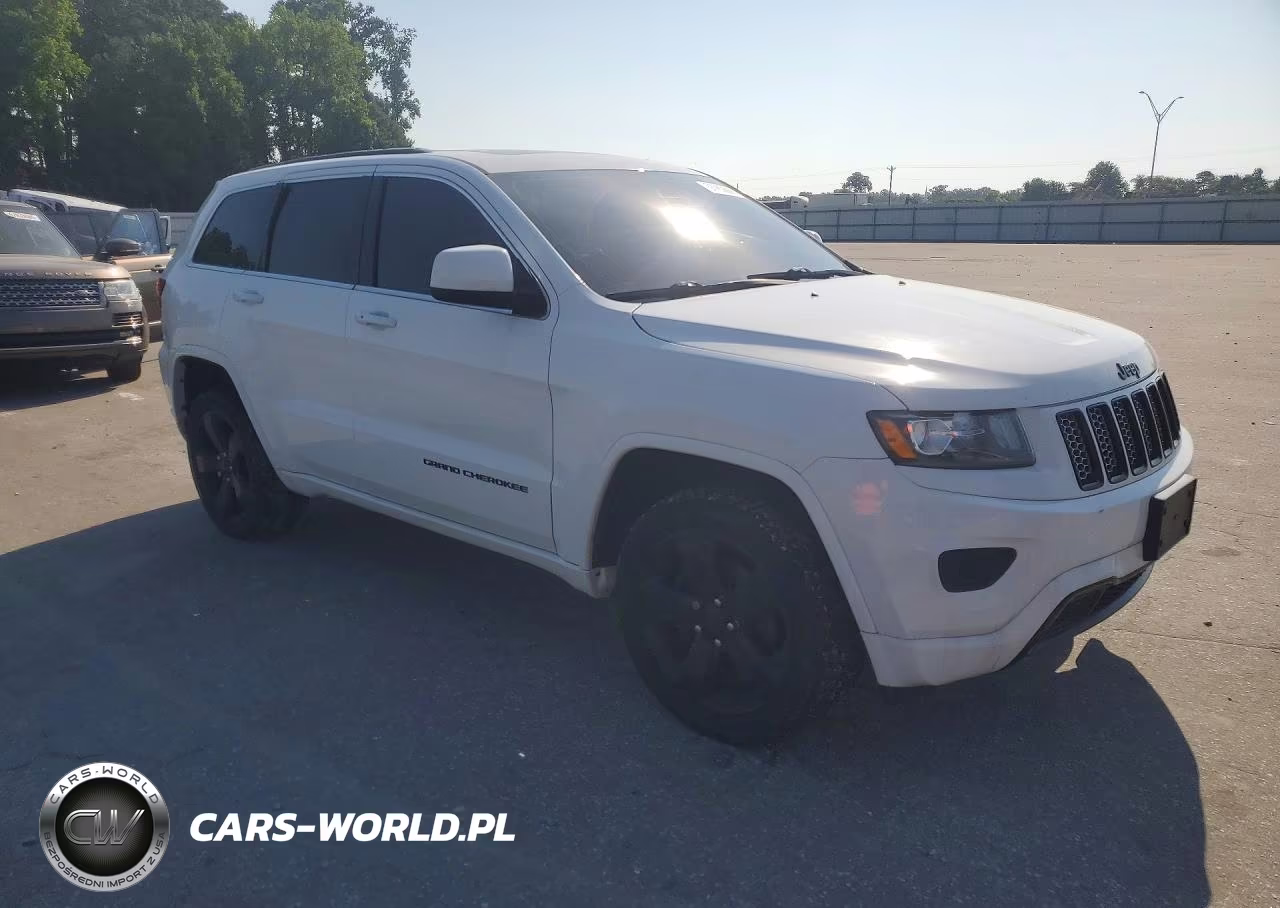 2015 Jeep Grand Cherokee Laredo VIN:1C4RJFAG8FC226331 - 4