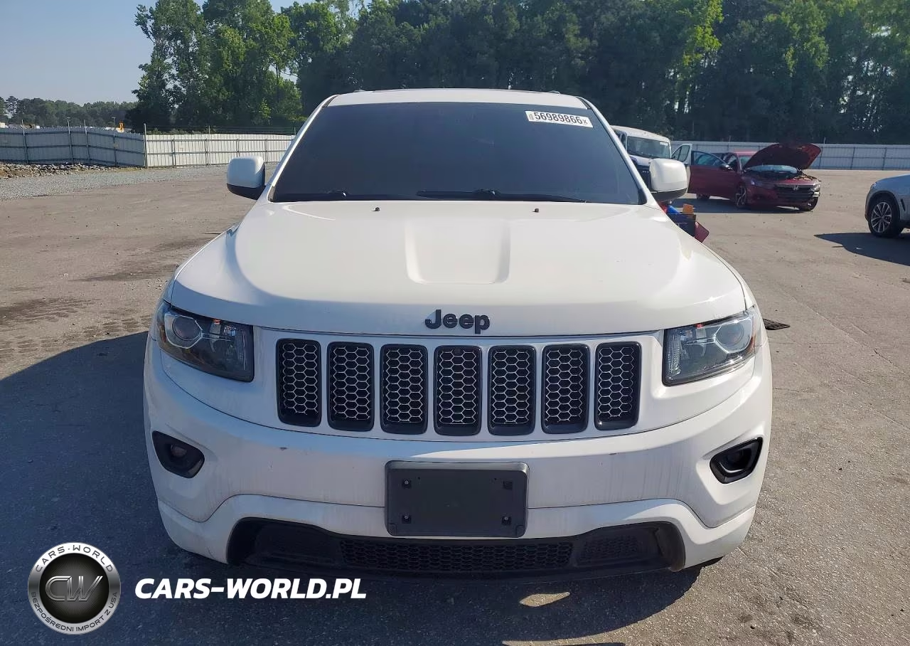 2015 Jeep Grand Cherokee Laredo VIN:1C4RJFAG8FC226331 - 5