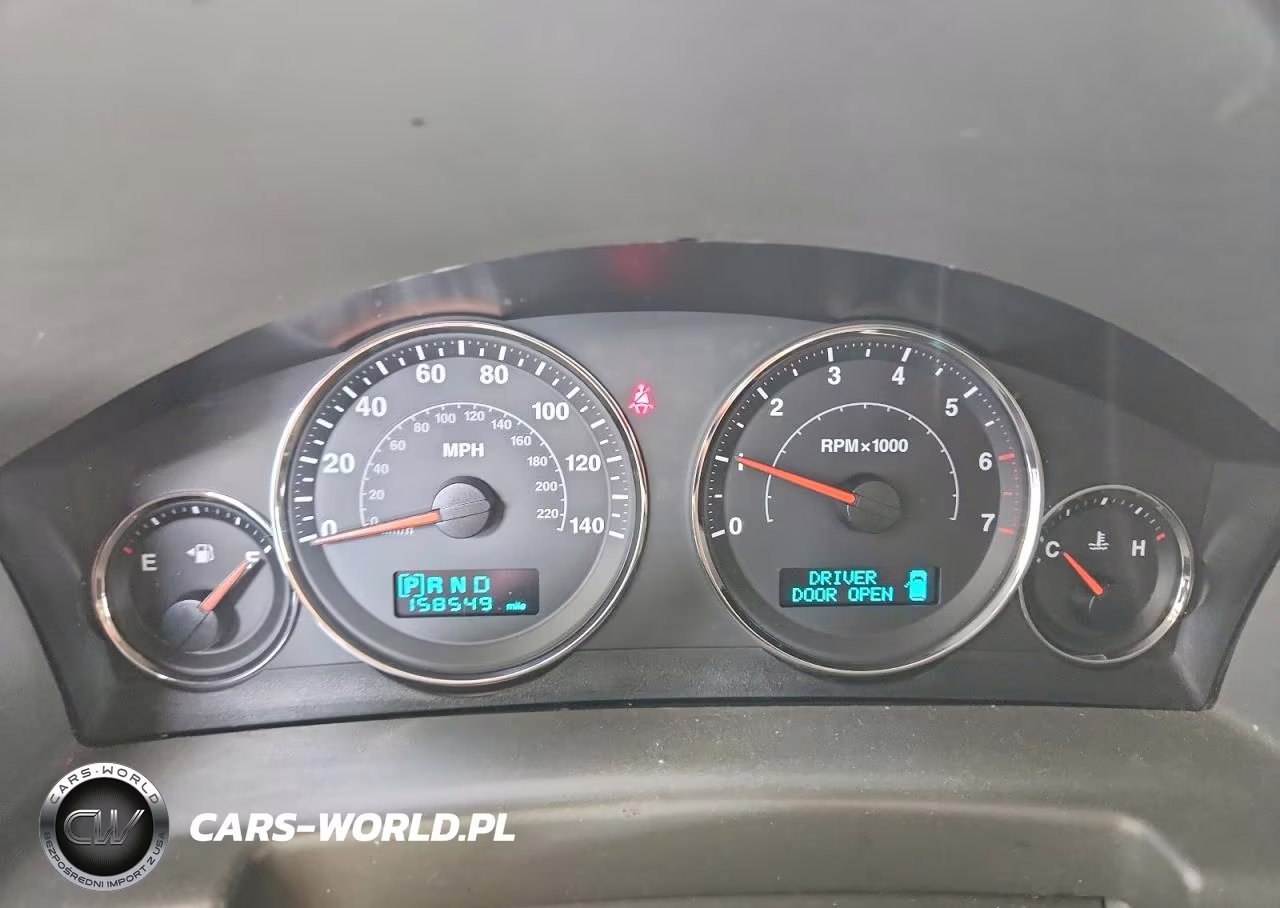 2007 Jeep Commander VIN:1J8HG48P67C562705 - 9