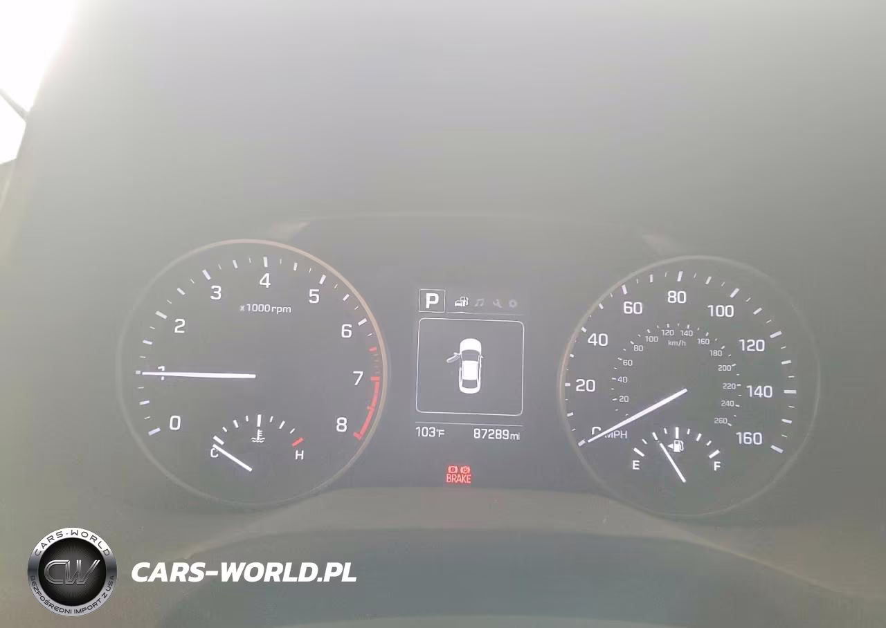 2018 Hyundai Elantra Sel VIN:5NPD84LF7JH374529 - 9