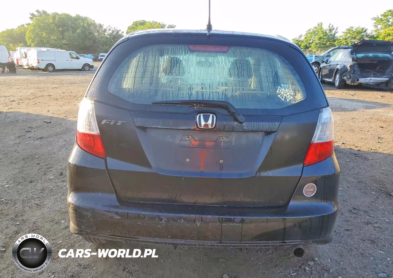 2011 Honda Fit VIN:JHMGE8H38BS004459 - 6
