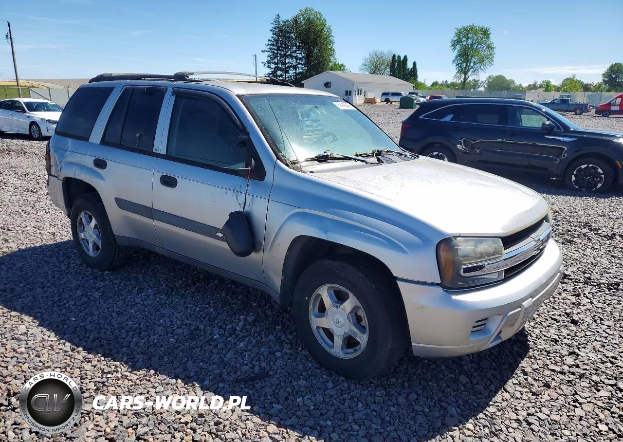 2004 Chevrolet Trailblazer Ls VIN:1GNDT13S542342038 - 4