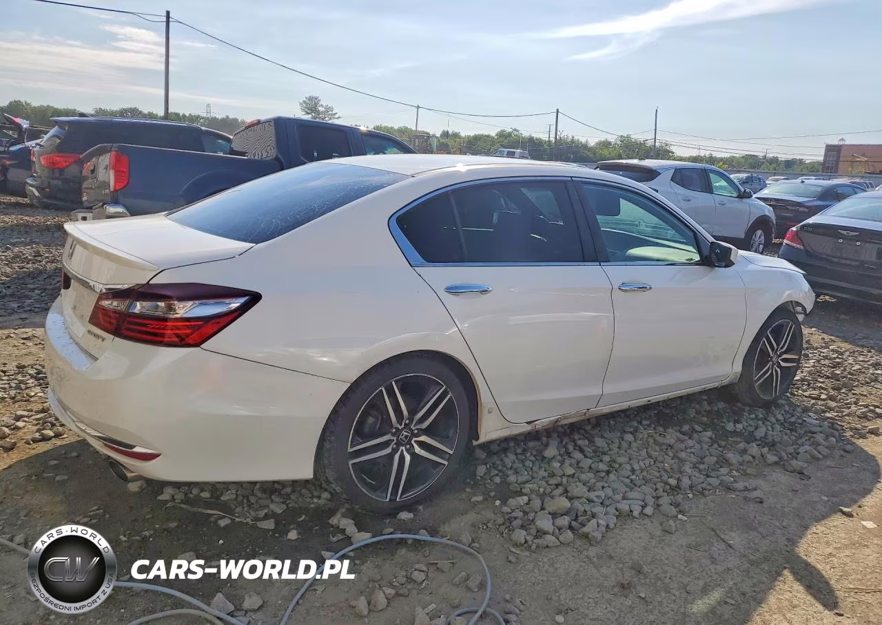 2016 Honda Accord Sport VIN:1HGCR2F55GA078071 - 3