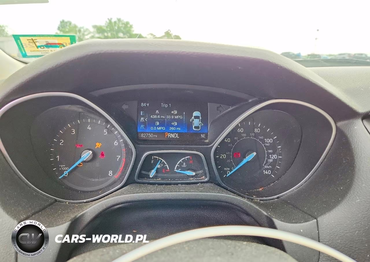 2018 Ford Focus Se VIN:1FADP3F26JL264613 - 9